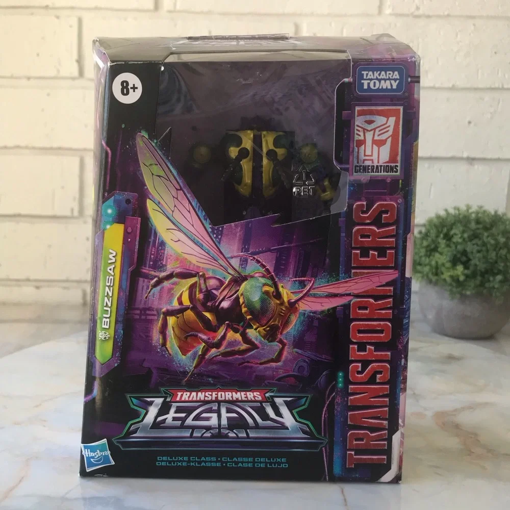 Transformers Nightprowler & Buzzsaw Legacy Autobot Deluxe Class Lot of 2